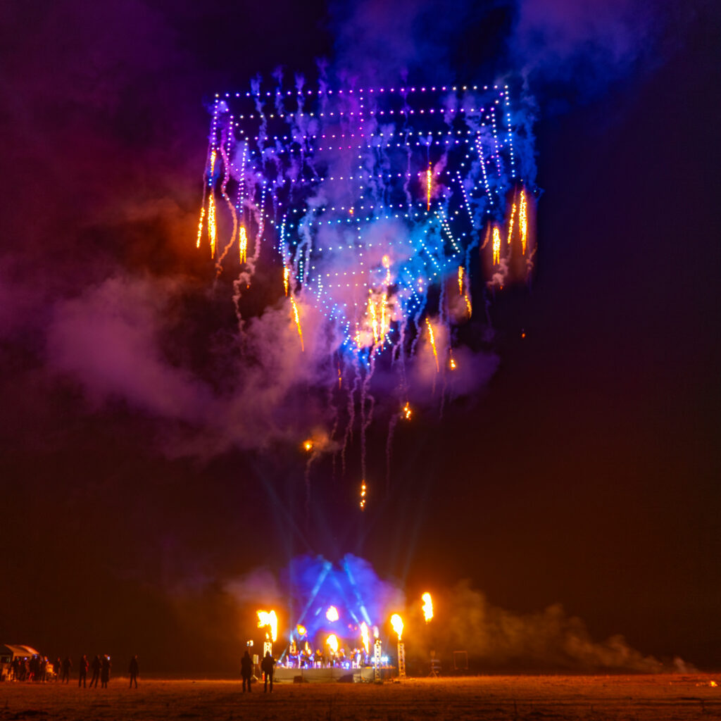 ART IS ALIVE — FLYSTACK drone show