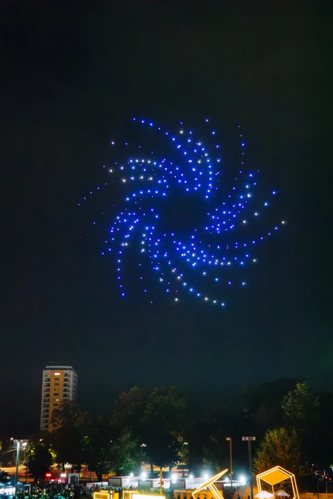 Hell x NEVERSEA KAPITAL — FLYSTACK drone show