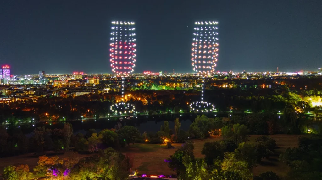 30 year anniversary Mastercard — FLYSTACK drone show