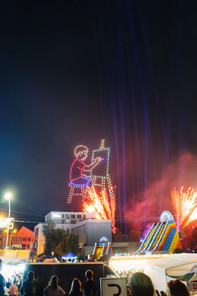 Multimedia Show — FLYSTACK drone show