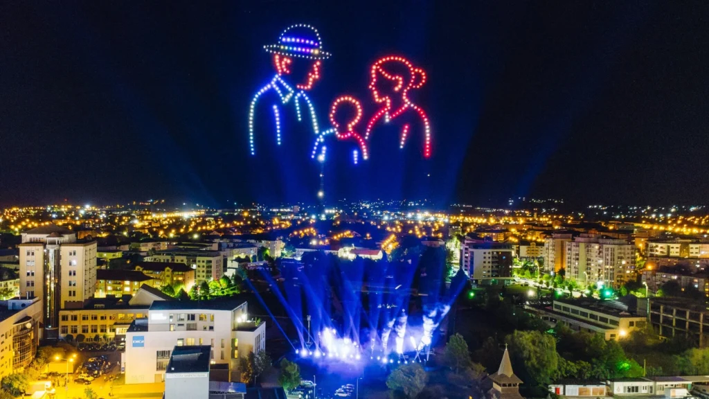 Multimedia Show — FLYSTACK drone show