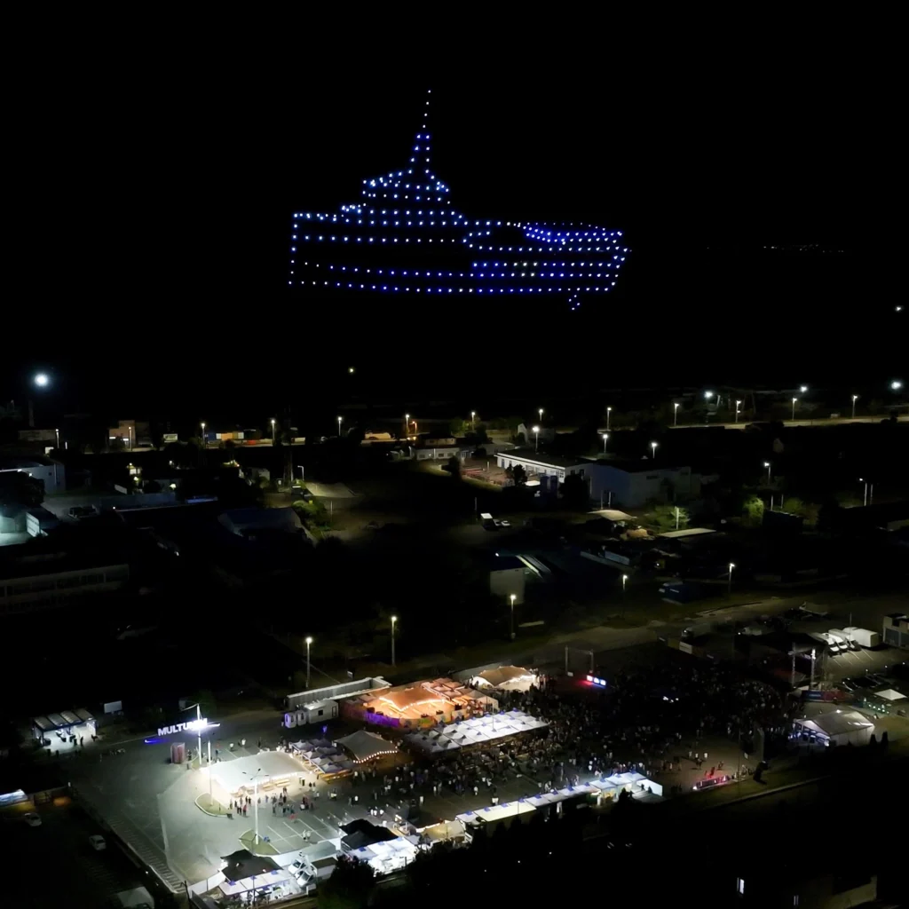 Damen Corporate — FLYSTACK drone show